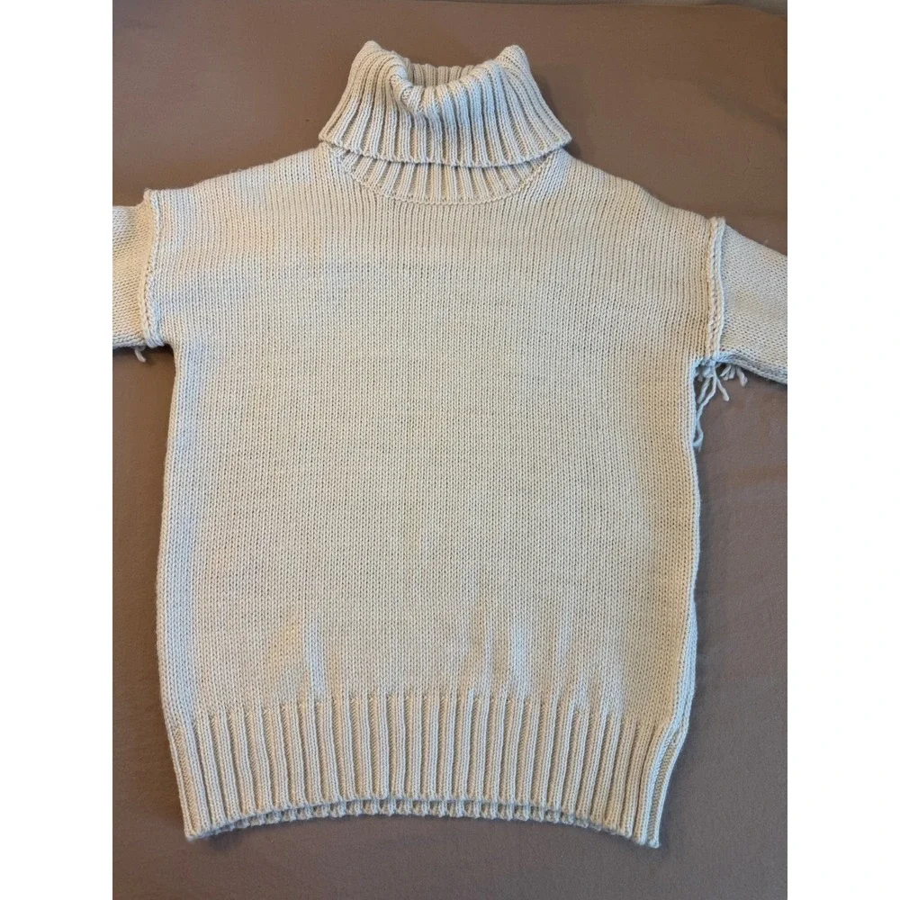 WILLOW & WIND Cream Fringe Turtleneck Sweater XS Cozy Boho Chunky‎ Knit Winter